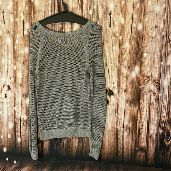 Hollister sparkly silver sweater size medium - Picture 4 of 5